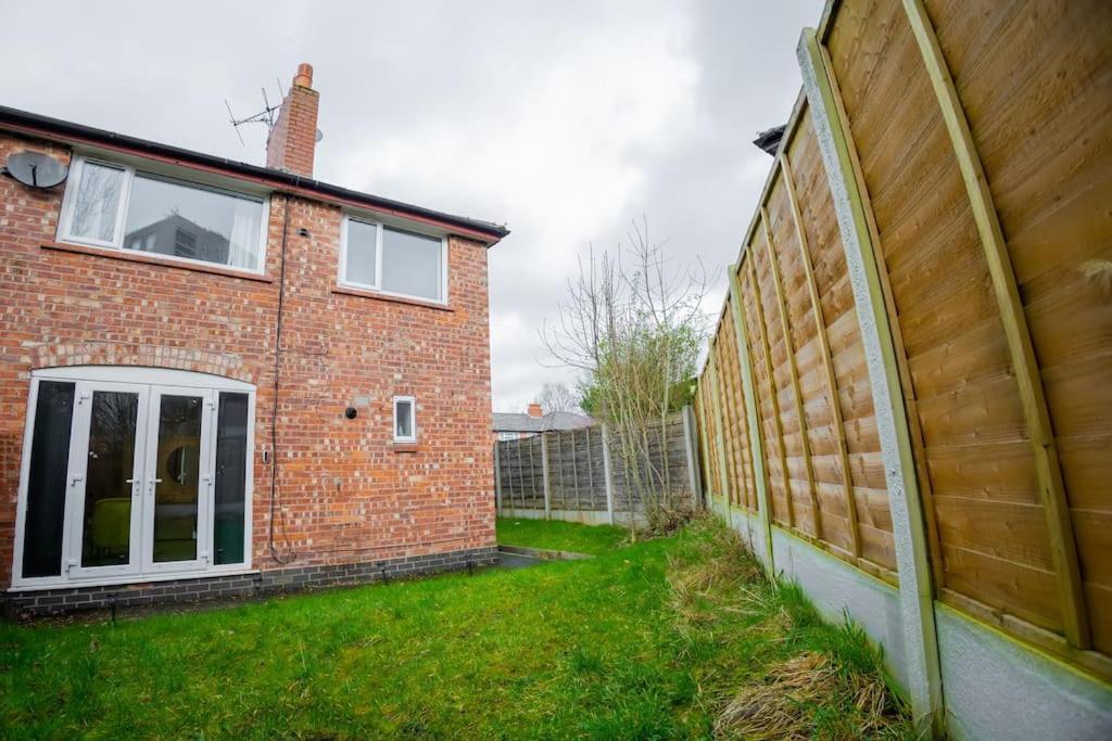 Isinmi Home - Close To Mcr City Manchester Exterior foto
